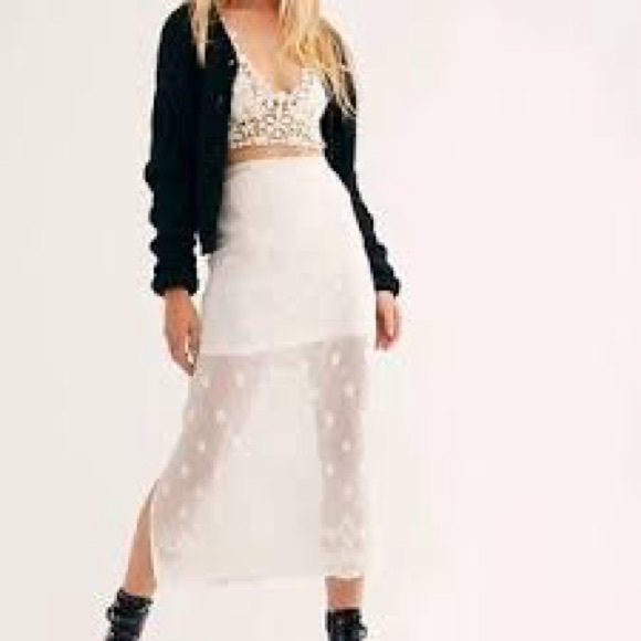 Free People Dresses & Skirts - Free People embroidered white maxi skirt size small